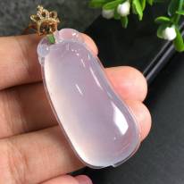 冰种紫罗兰翡翠福瓜吊坠 尺寸42.0*20.5*10.5mm