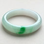 糯种阳绿天然翡翠扁管手镯（57mm）