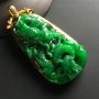 满绿龙牌翡翠吊坠  尺寸59-32-13毫米