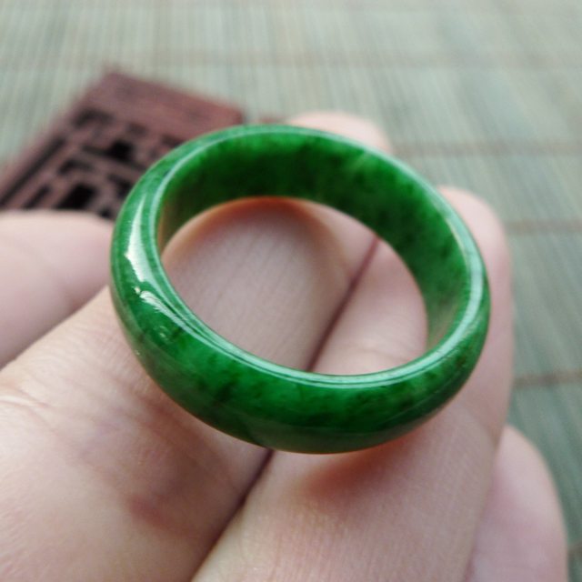 19*6.5*3mm冰油種飄綠花戒指 緬甸天然翡翠戒指圖9