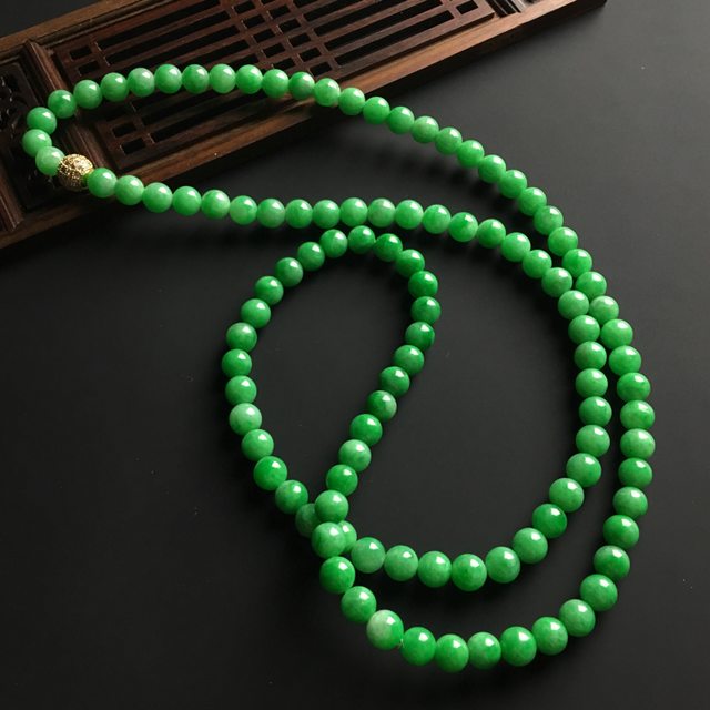 阳绿天然翡翠佛珠项链 直径7毫米图5