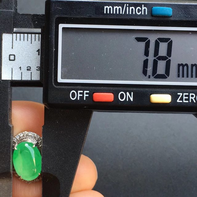 冰种阳绿 翡翠戒指大小10.7*7.8*4mm图7