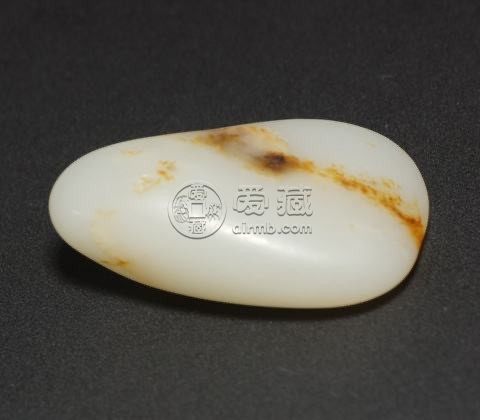 和田玉和黄金哪个值钱 好玉养心更有收藏价值