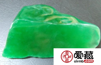 翡翠玉石怎么保养方法 翡翠玉石的清洗