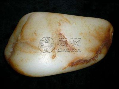 云南玉器批发市场在哪里 内部的玉保真吗