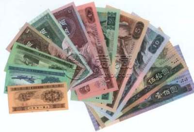 哈尔滨回收旧版纸币 哈尔滨长期收购旧版纸币连体钞纪念钞邮票金