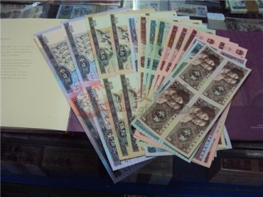 重庆回收连体钞,长城四连体钞价格 图片