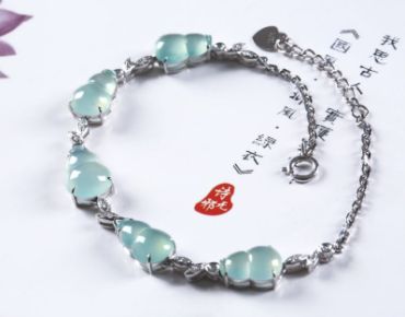 翡翠手链的真假如何辨别?都有哪些方法? 翡翠手链的真假如何辨别?都有哪些方法?