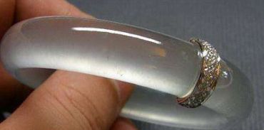 翡翠手镯如果断了应该怎么办?应该如何补救? 翡翠手镯如果断了应该怎么办?应该如何补救?