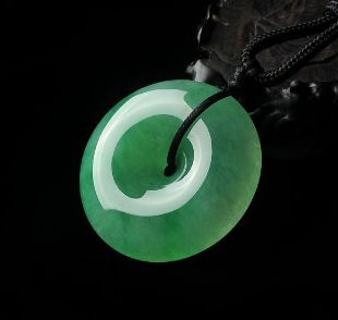 翡翠平安扣是什么?从什么时候开始有的? 翡翠平安扣是什么?从什么时候开始有的?