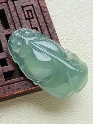这几种辨别翡翠真伪的方法，你一定要知道