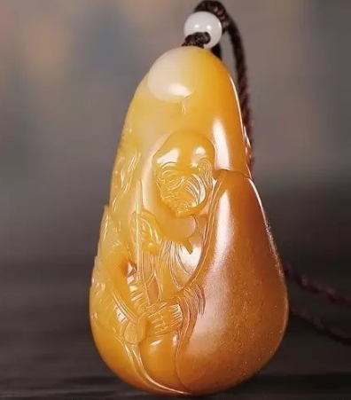 和田玉沁色是什么意思怎么试出玉假沁色