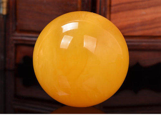 蜜蜡有透明的吗蜜蜡作用及功效